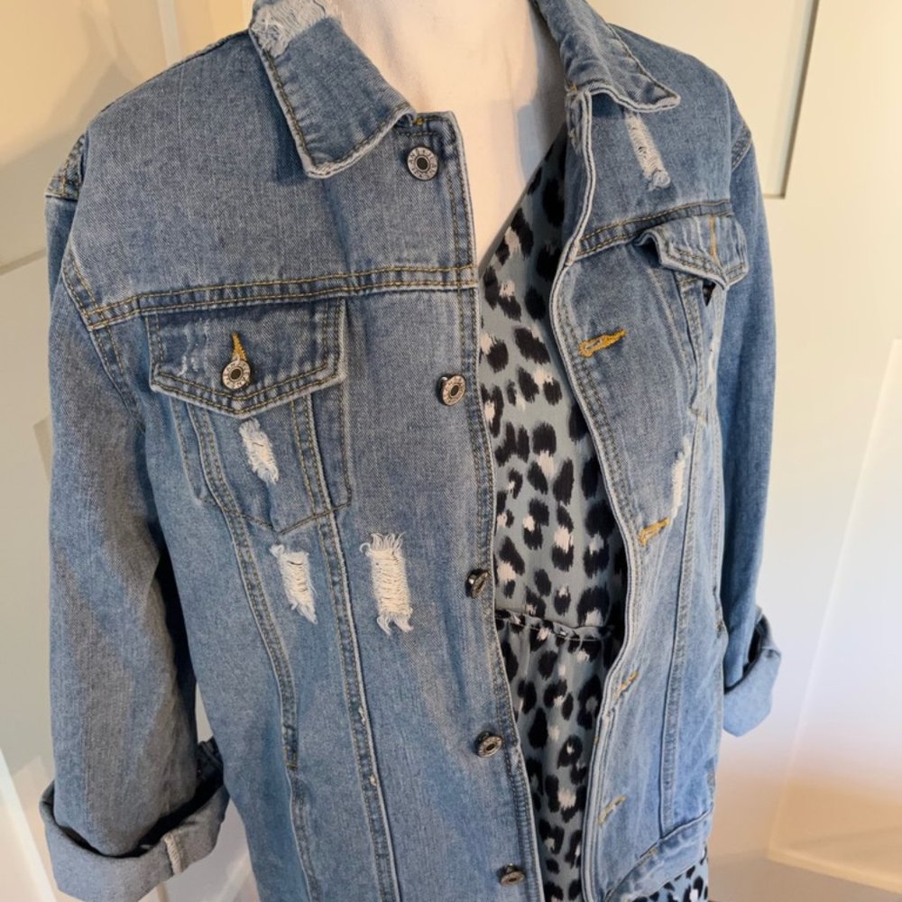 Judy Bridal Jean Jacket with Distressed Details / Size L